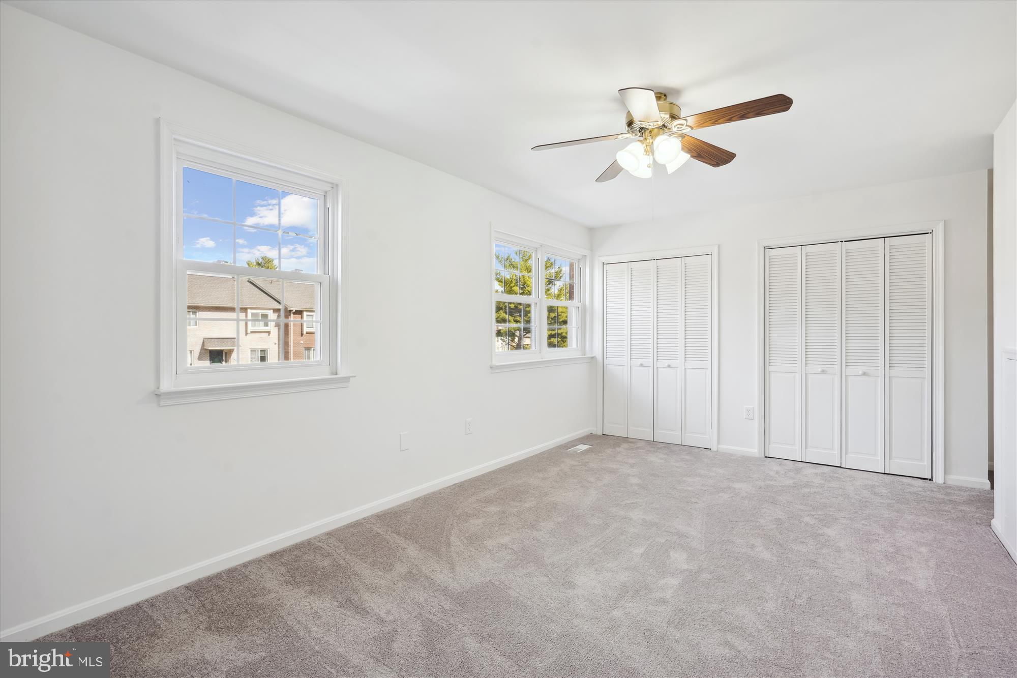 TERRACE TOWNHOUSES OF ANNANDALE - Residential