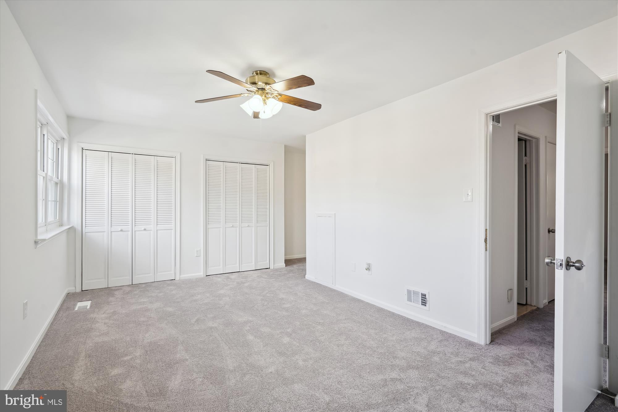 TERRACE TOWNHOUSES OF ANNANDALE - Residential