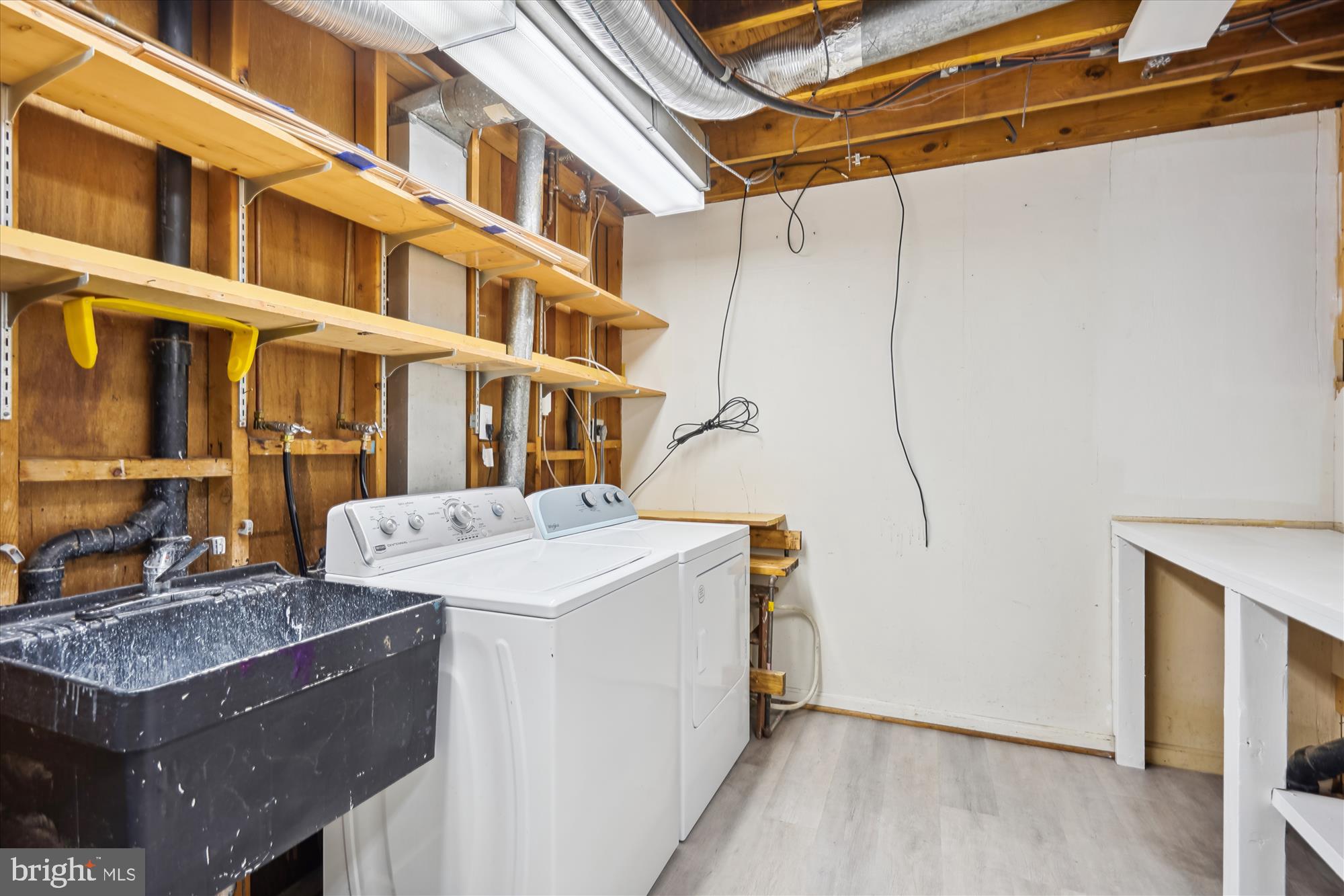 TERRACE TOWNHOUSES OF ANNANDALE - Residential