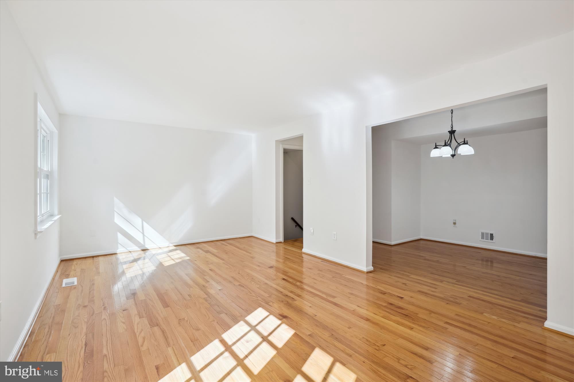 TERRACE TOWNHOUSES OF ANNANDALE - Residential