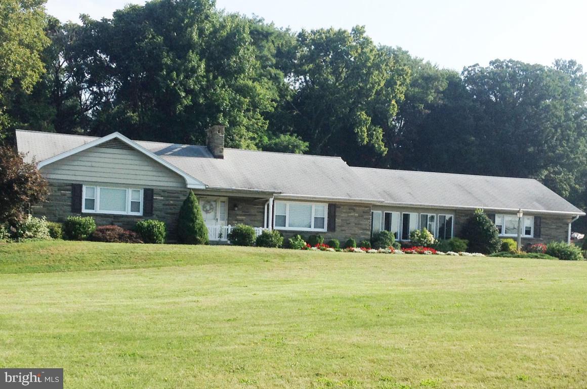 LANDISVILLE - Residential