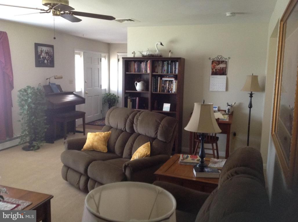 LANDISVILLE - Residential