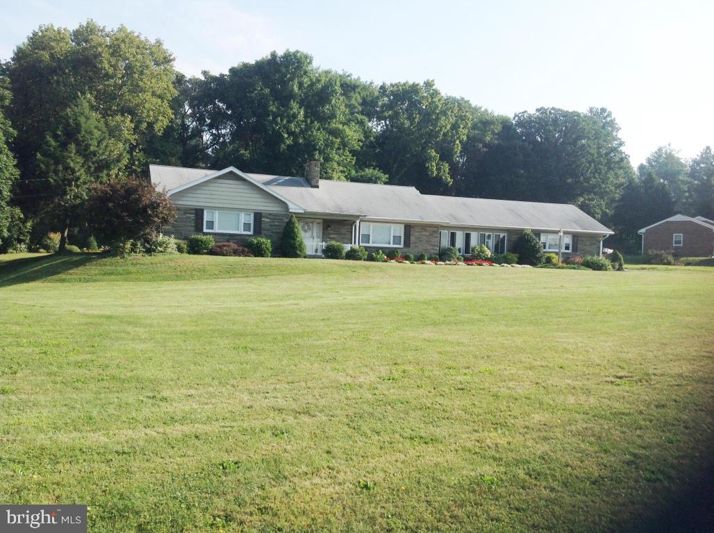 LANDISVILLE - Residential