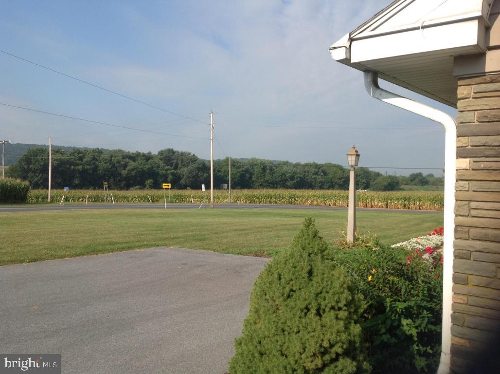 LANDISVILLE - Residential