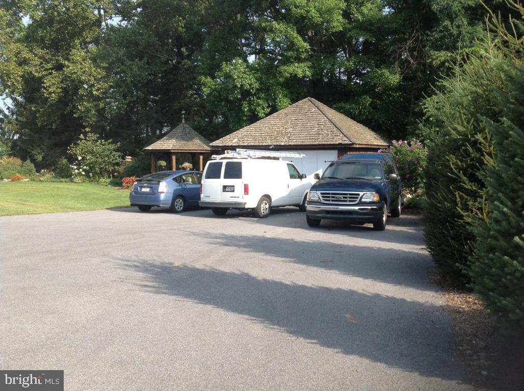 LANDISVILLE - Residential
