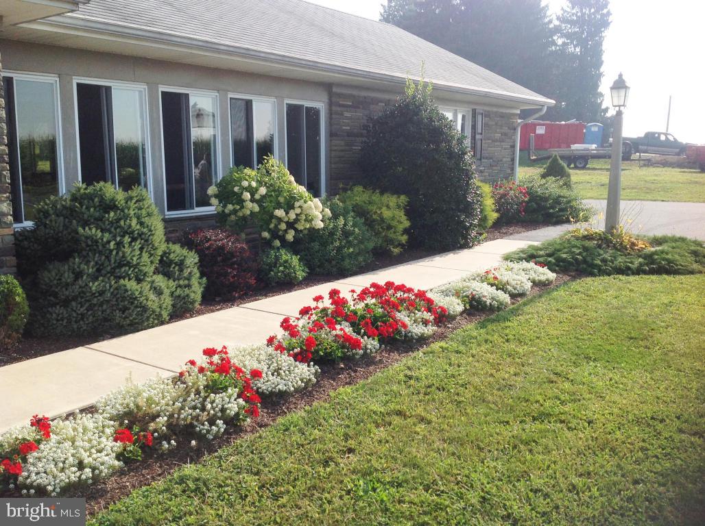 LANDISVILLE - Residential