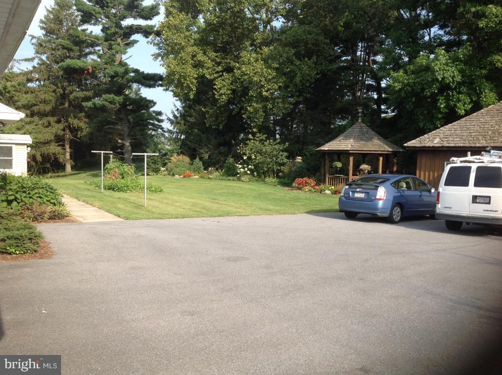 LANDISVILLE - Residential