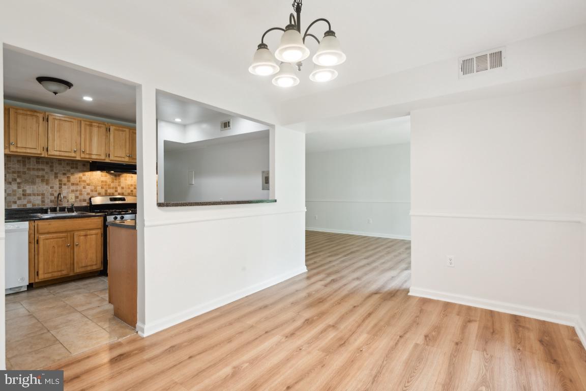 CHELSEA WOODS - Residential