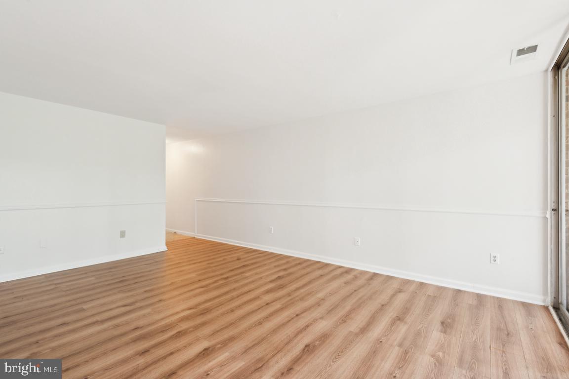 CHELSEA WOODS - Residential