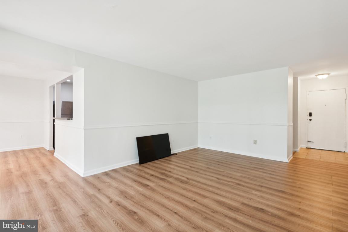 CHELSEA WOODS - Residential