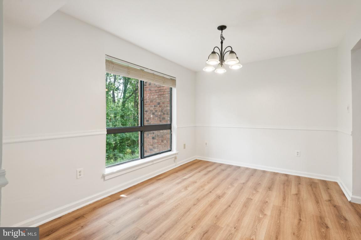 CHELSEA WOODS - Residential