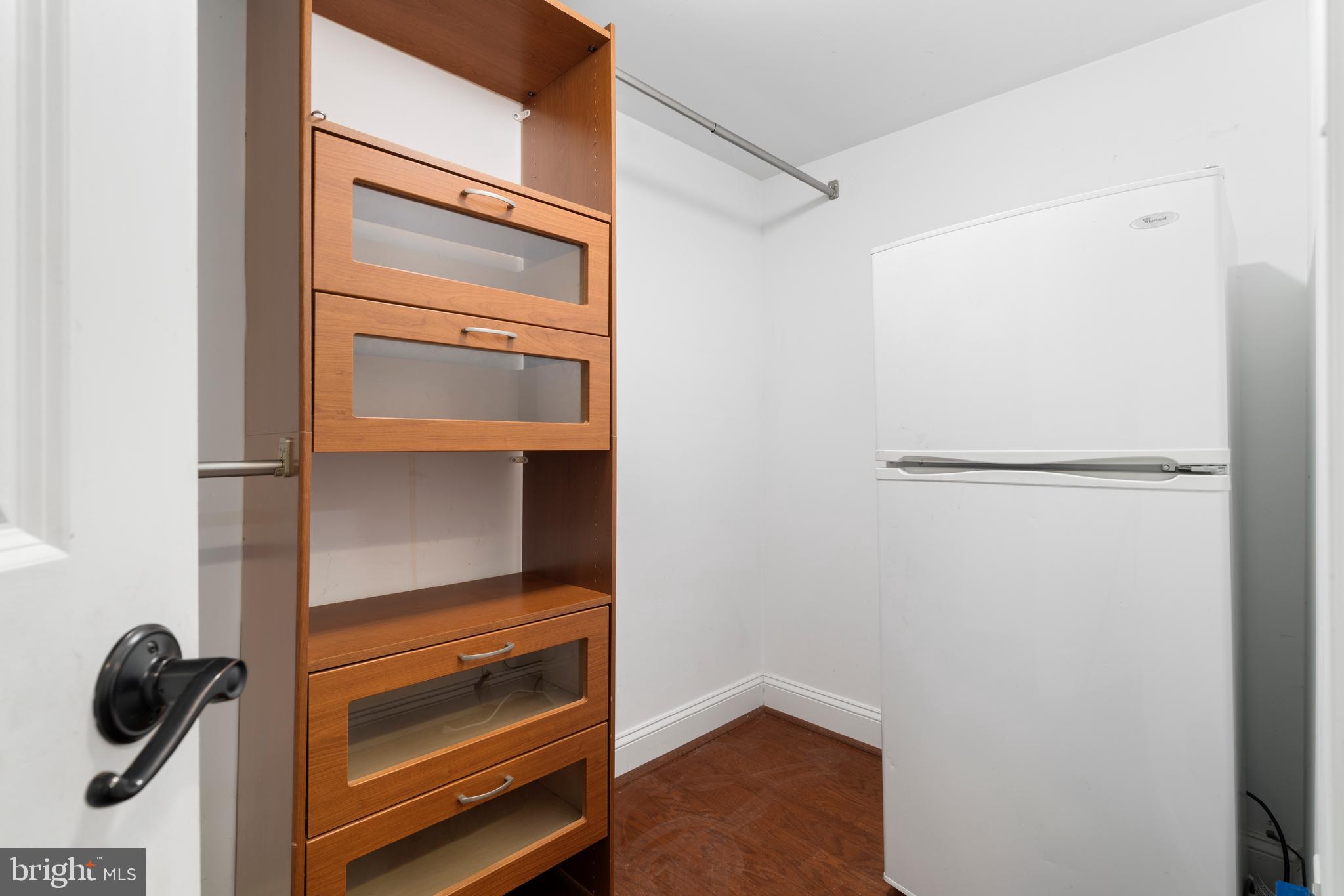 OVERBROOK - Residential