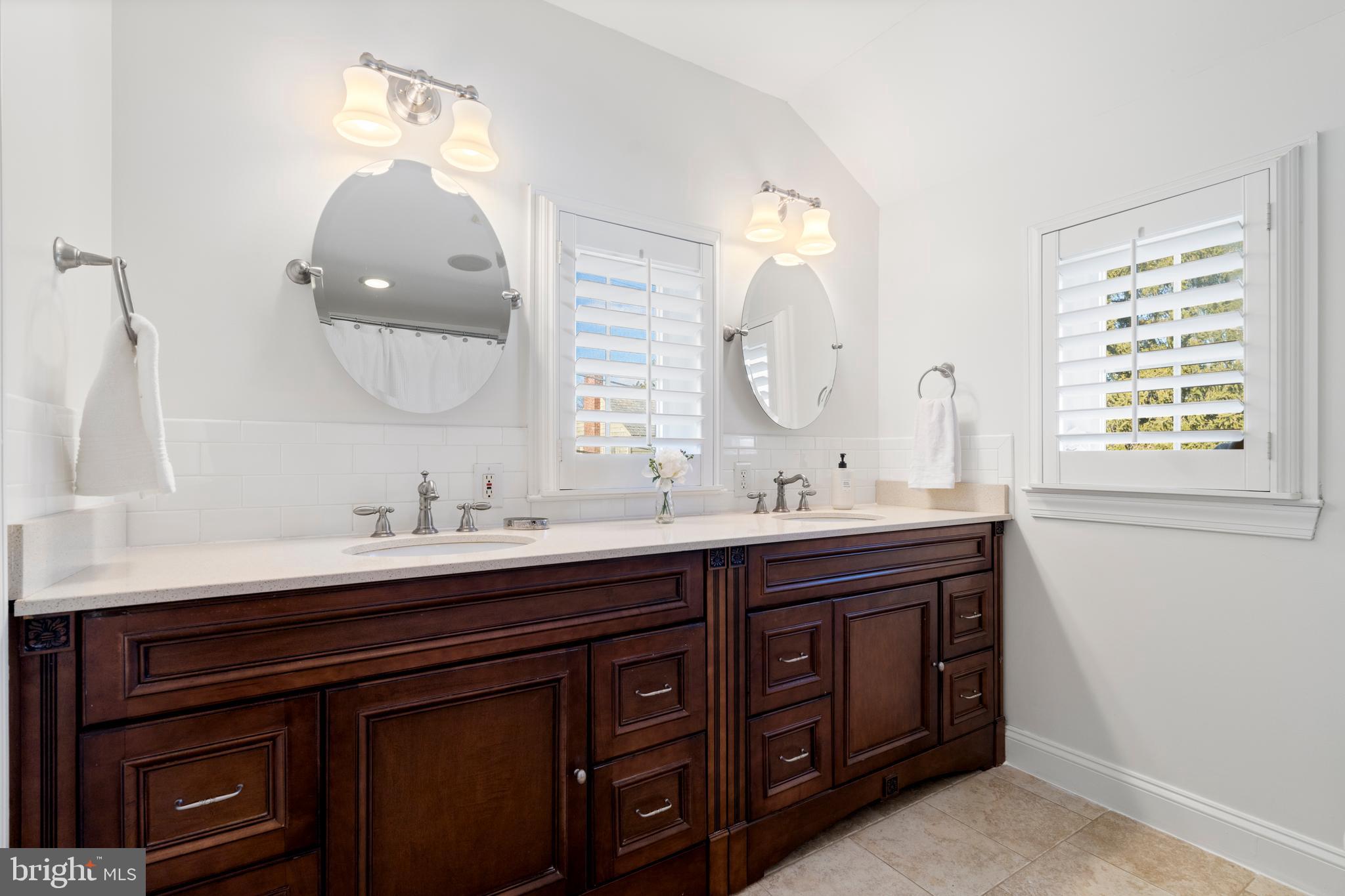 OVERBROOK - Residential