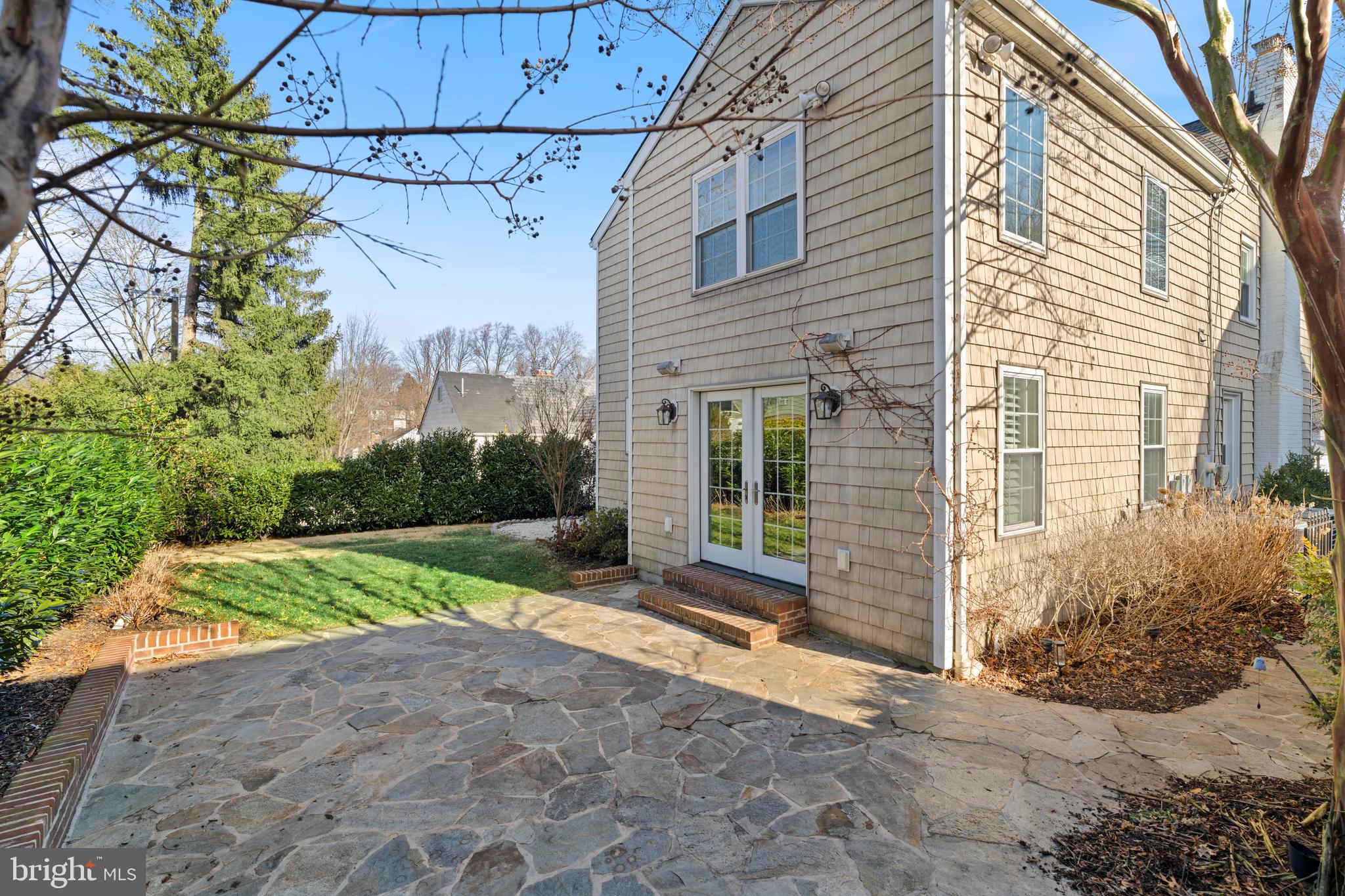 OVERBROOK - Residential