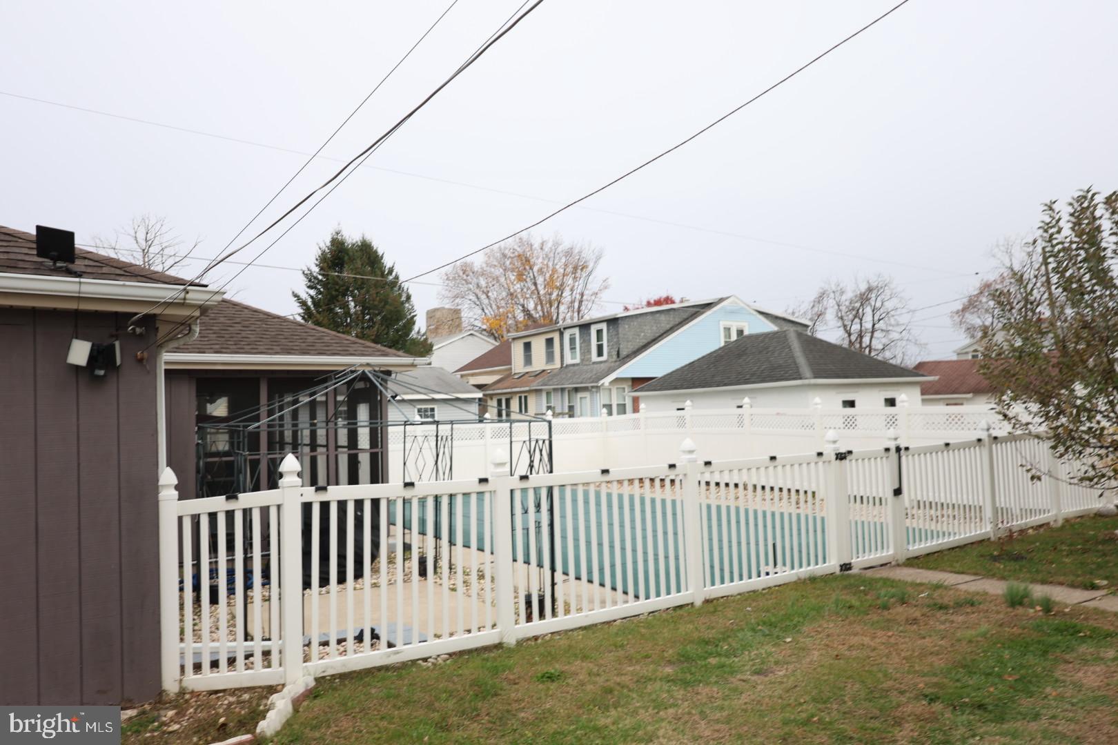 1106 E BELLEVUE AVENUE