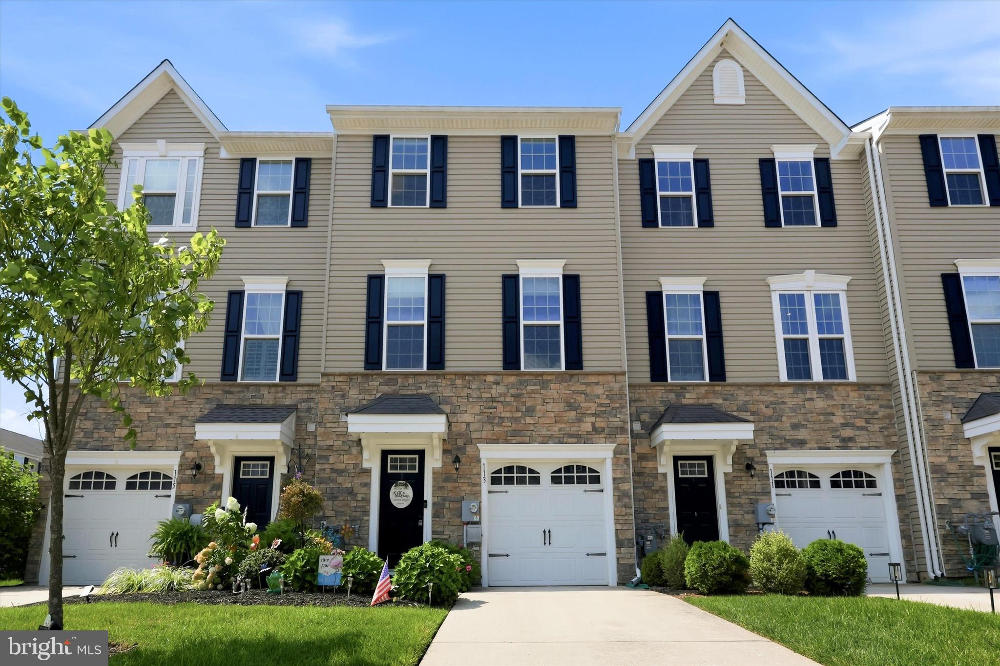 113 MERIDIAN LANE