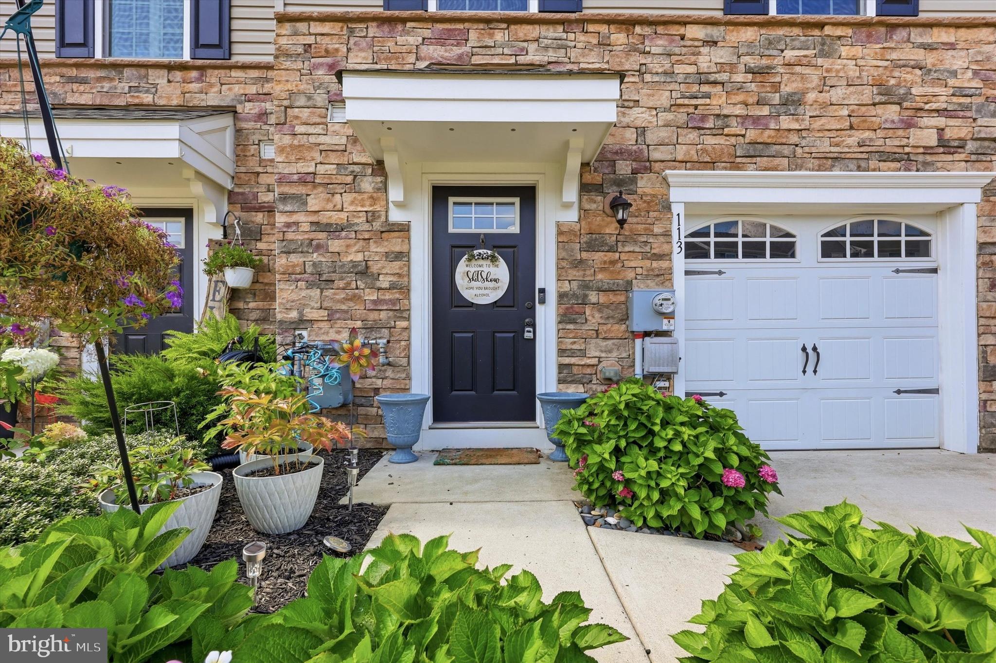 113 MERIDIAN LANE