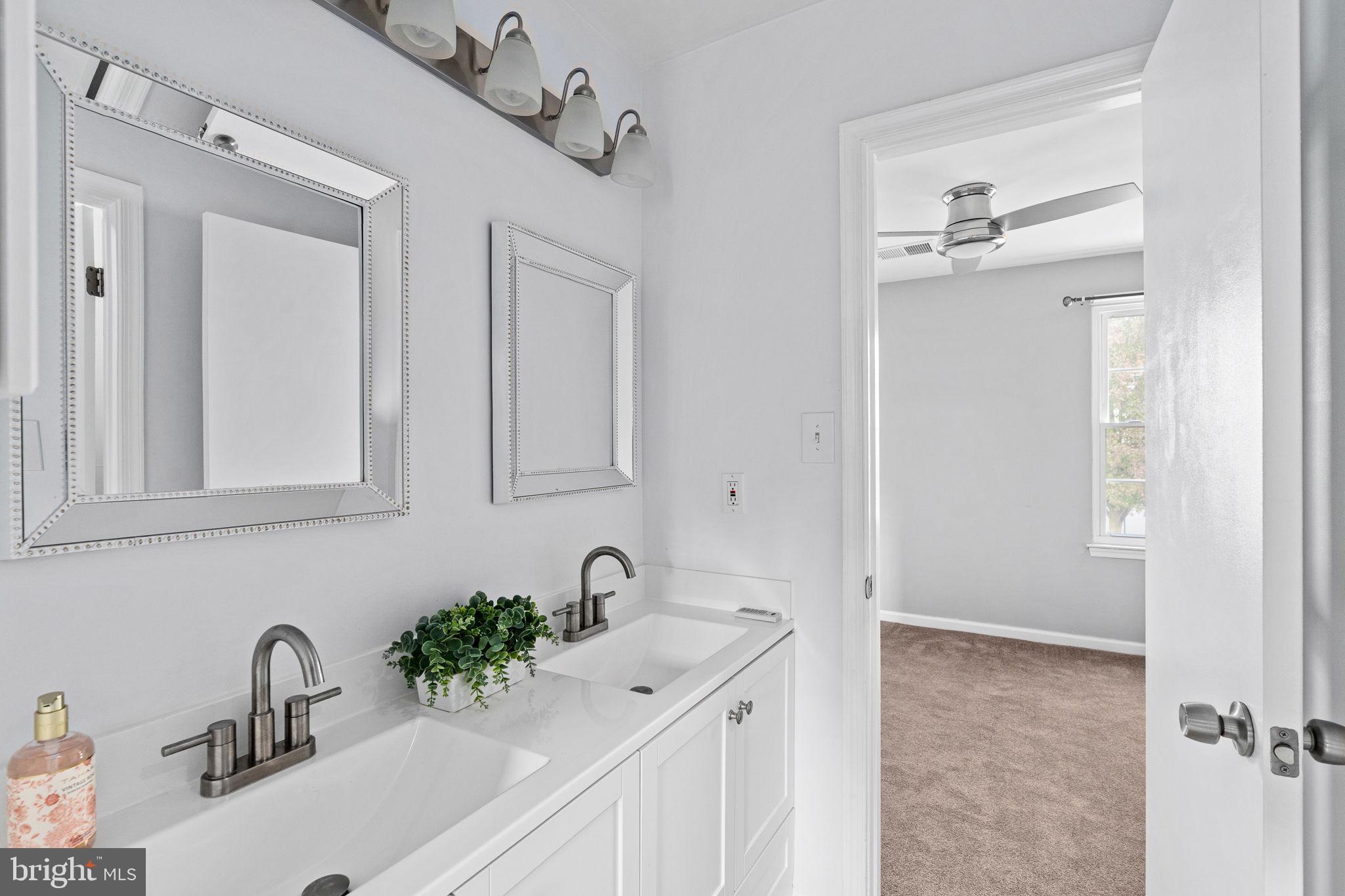 WAYSIDE VILLAGE - Residential