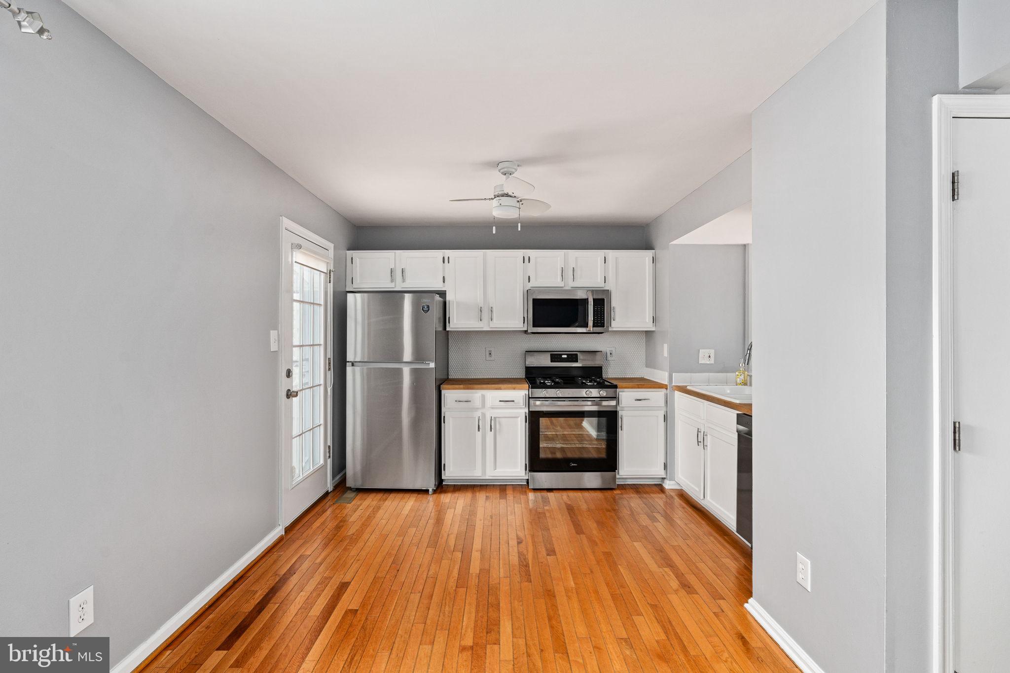 WAYSIDE VILLAGE - Residential