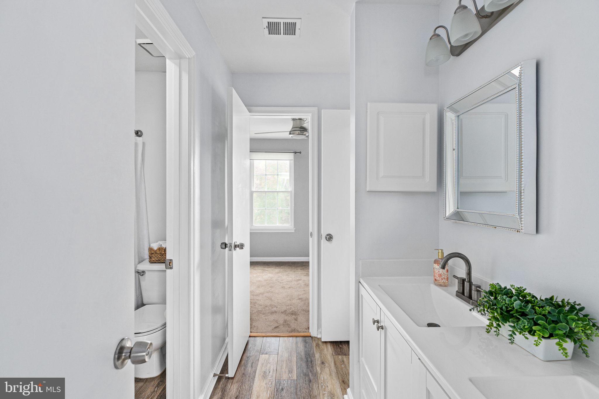 WAYSIDE VILLAGE - Residential