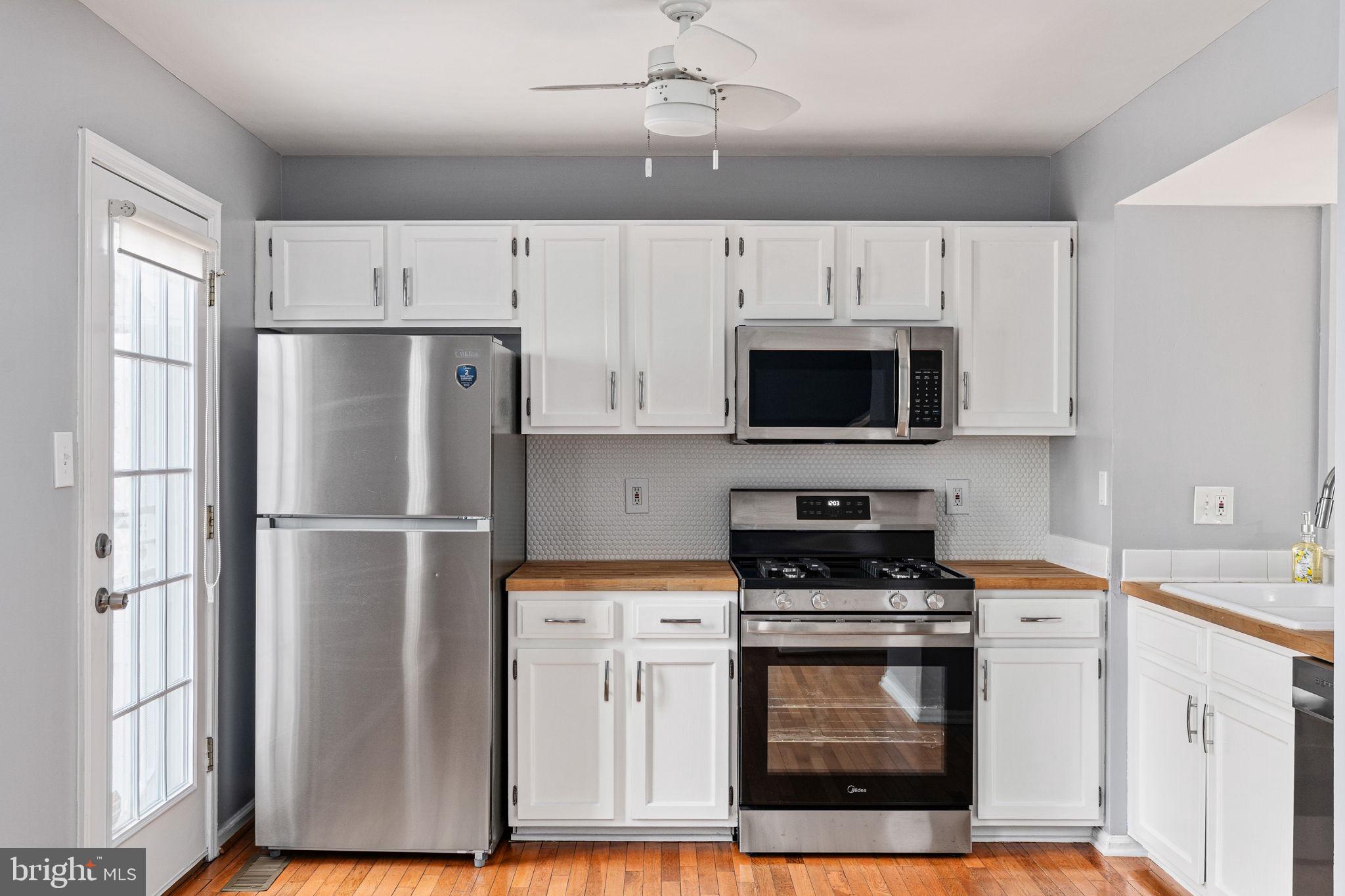 WAYSIDE VILLAGE - Residential