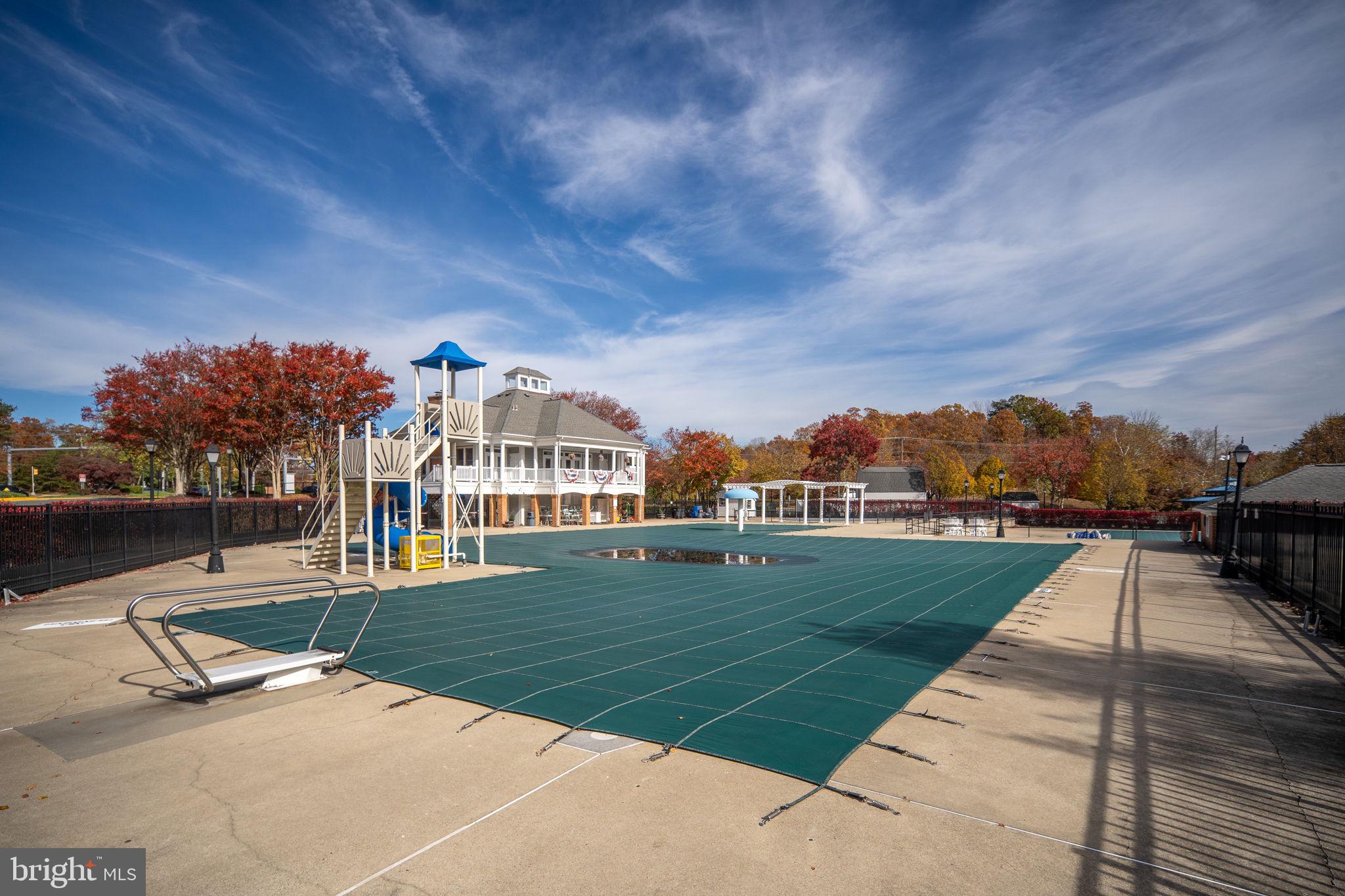 WAYSIDE VILLAGE - Residential