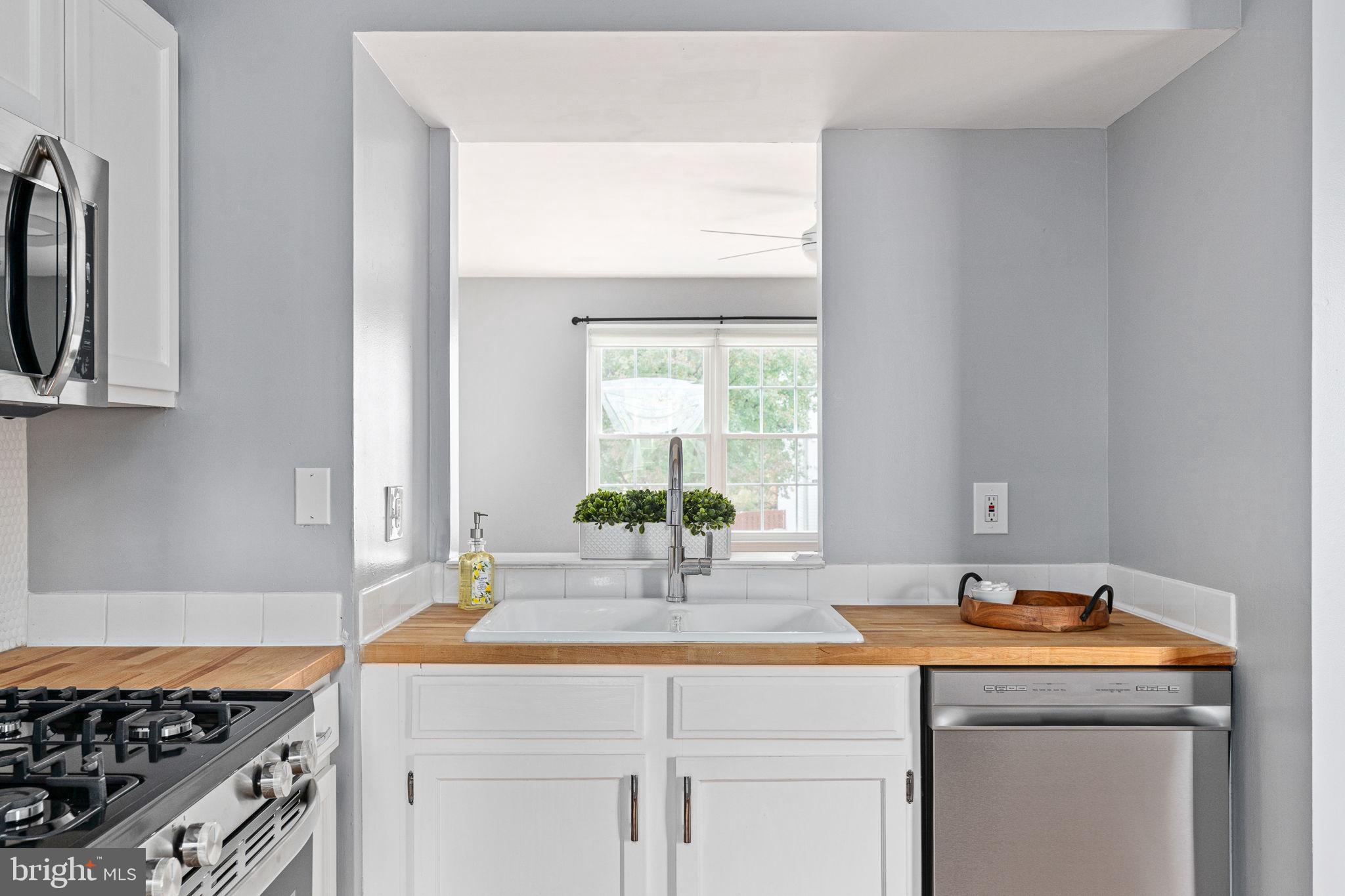 WAYSIDE VILLAGE - Residential