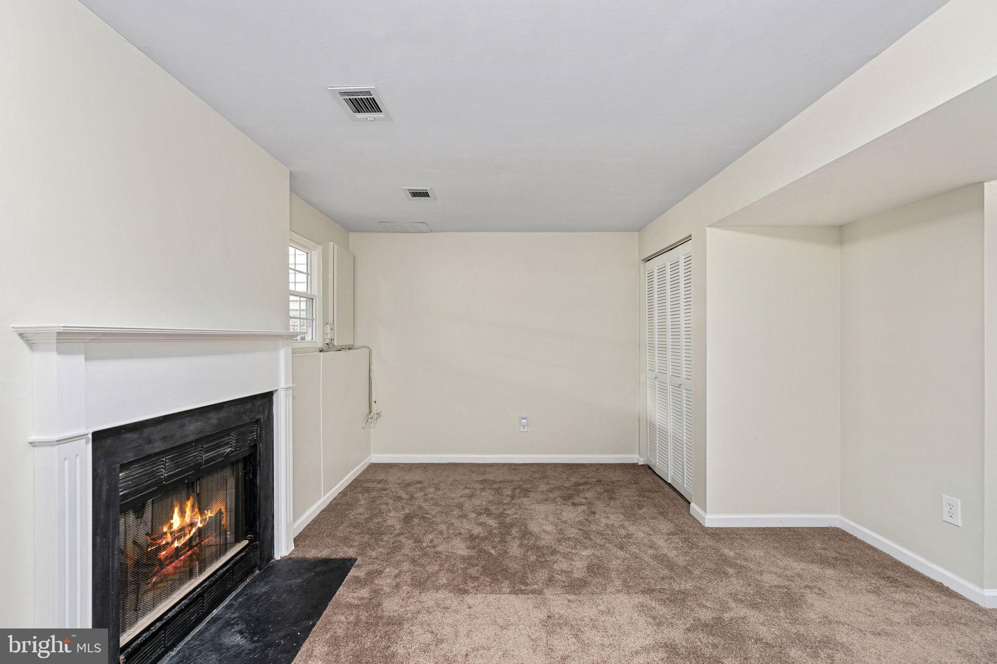 WAYSIDE VILLAGE - Residential