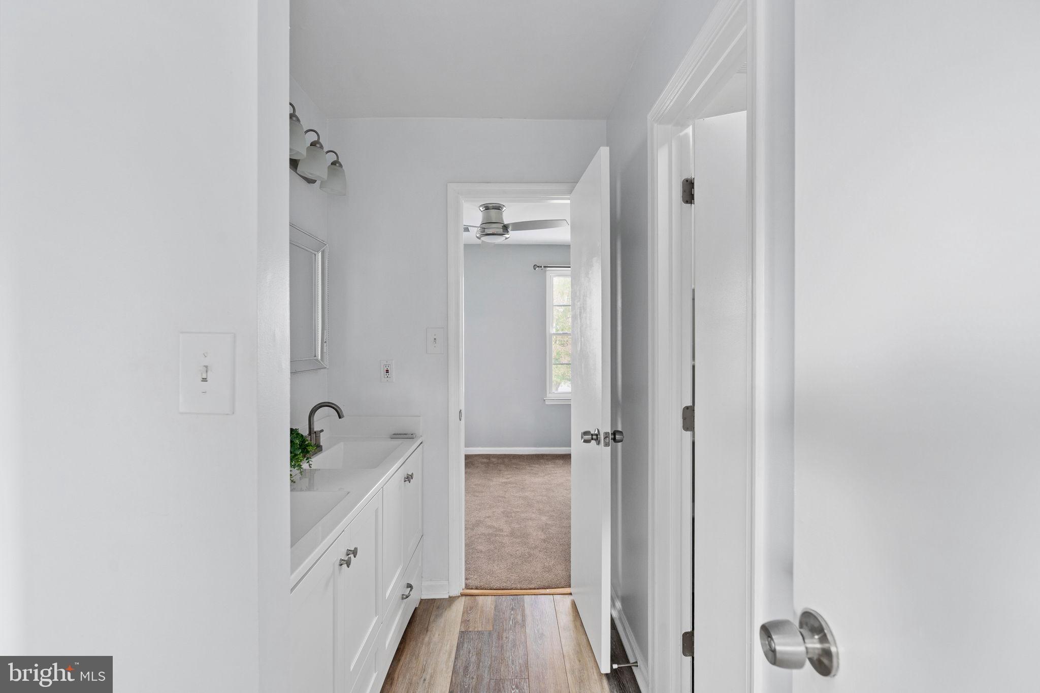 WAYSIDE VILLAGE - Residential