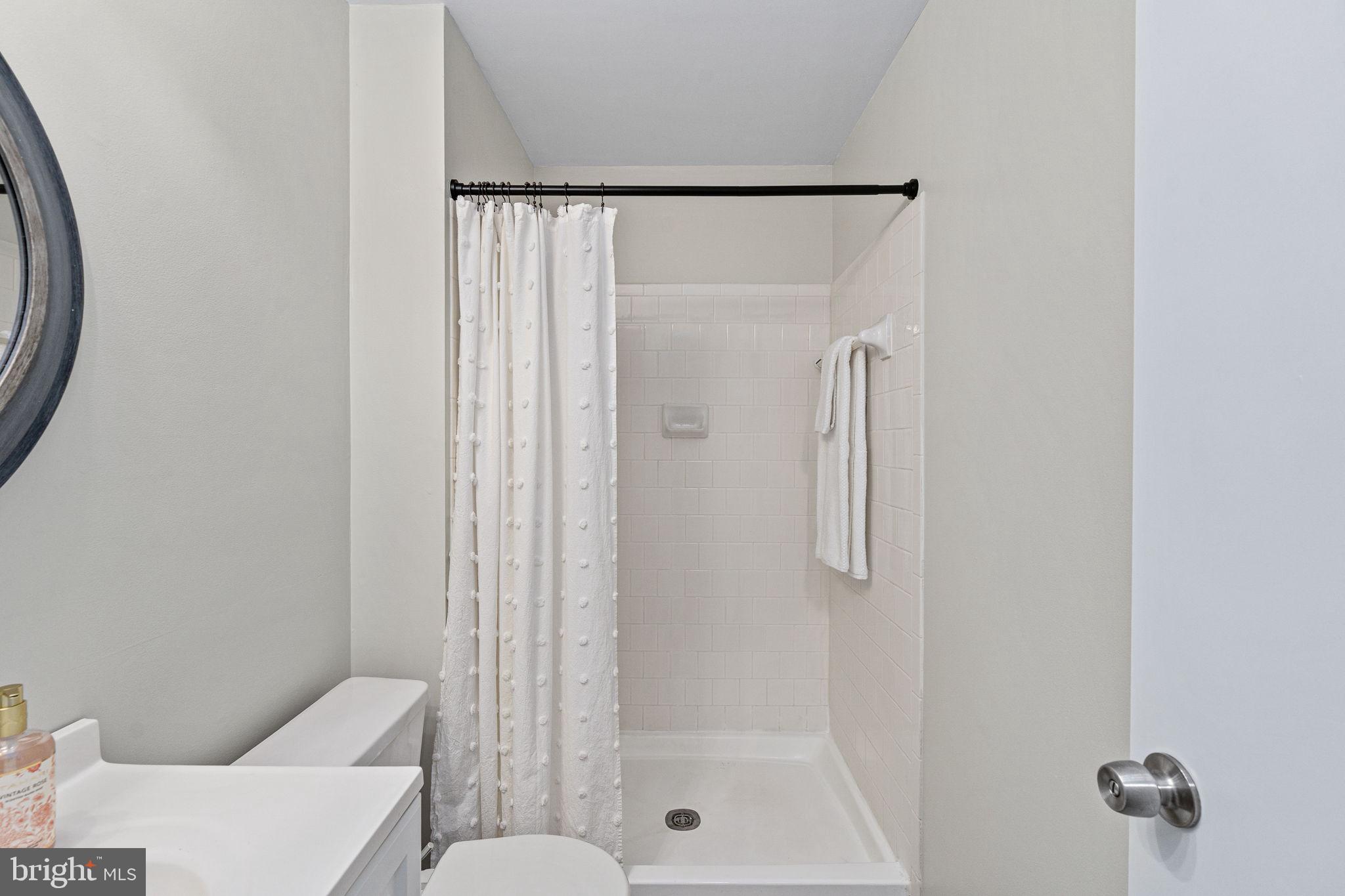 WAYSIDE VILLAGE - Residential