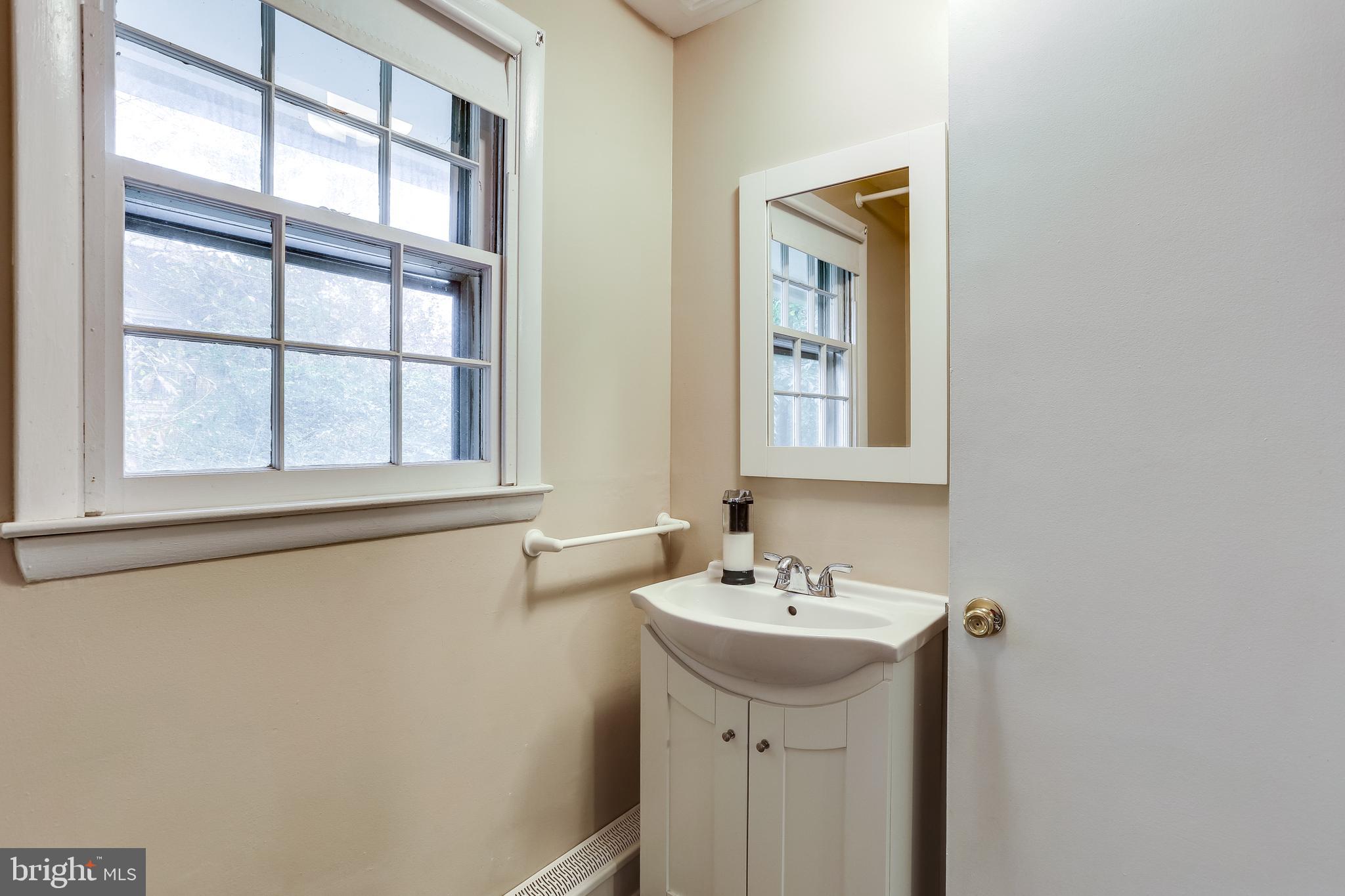 CHESTNUT HILL ESTATES - Residential