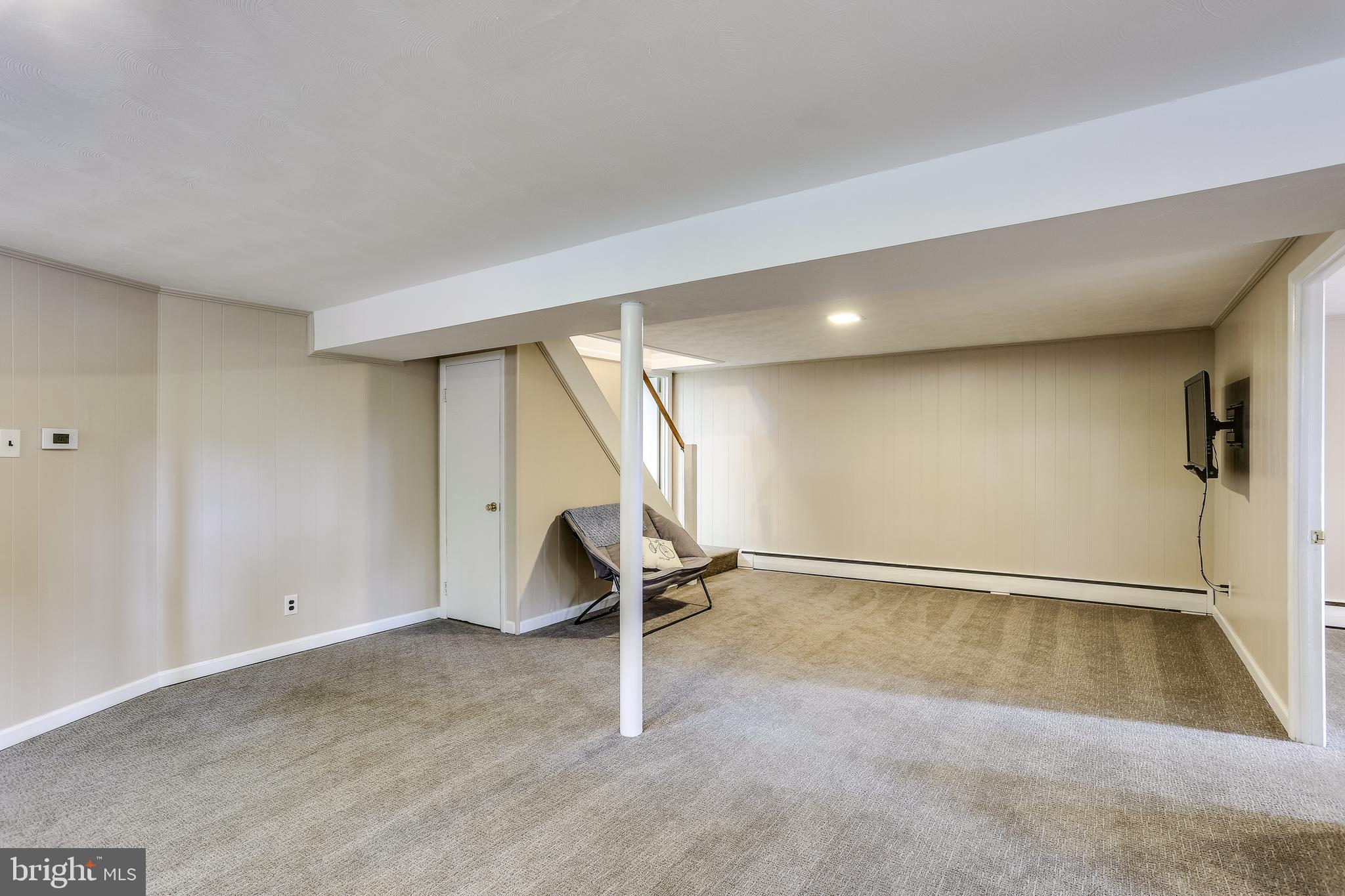 CHESTNUT HILL ESTATES - Residential