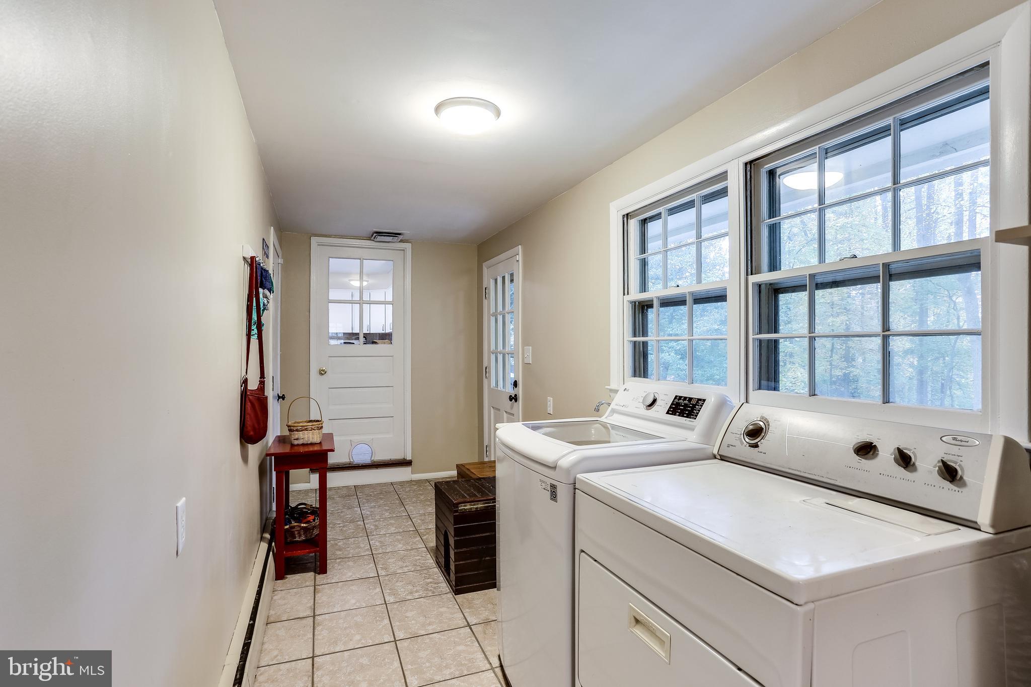 CHESTNUT HILL ESTATES - Residential