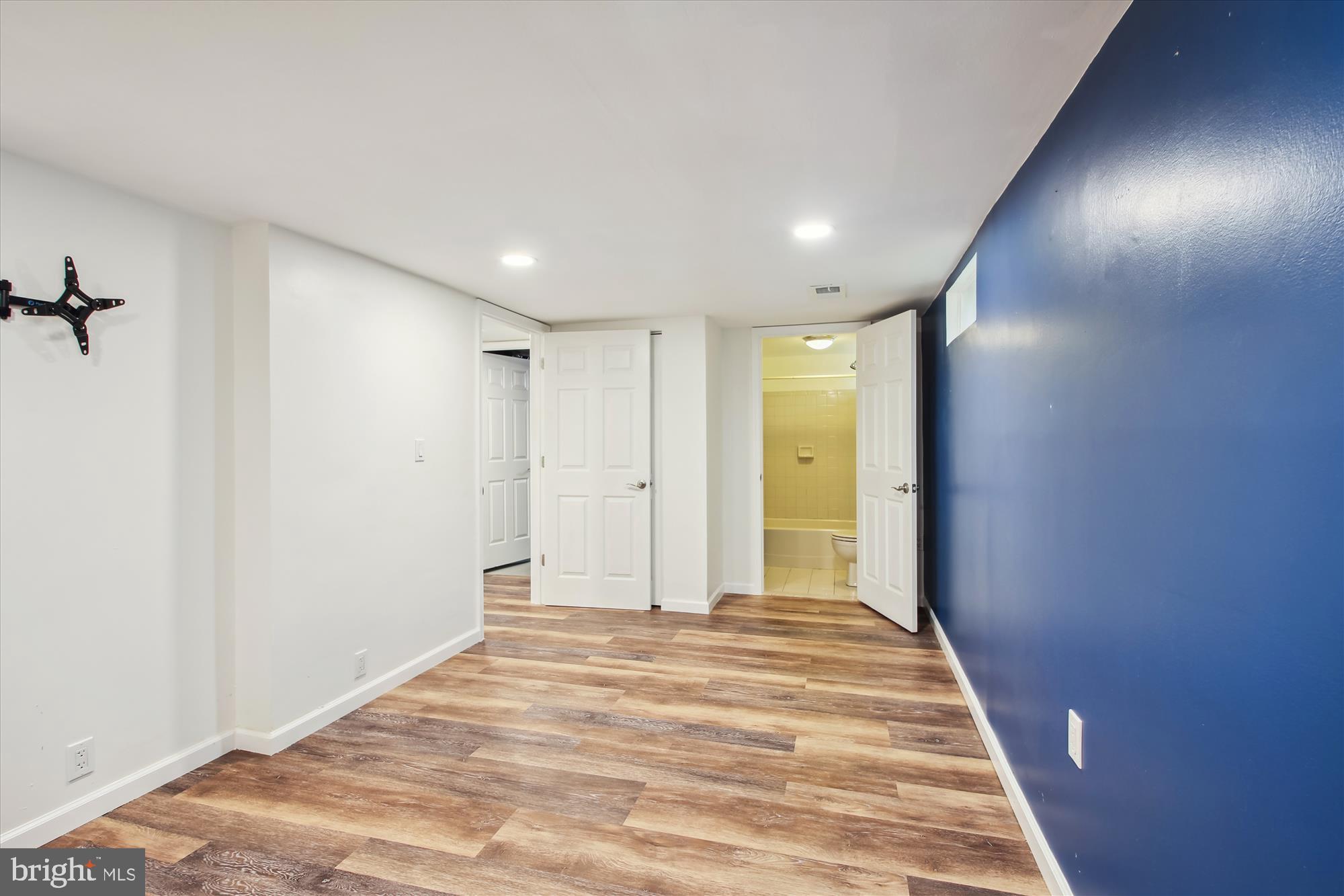 MARYLAND CITY - Residential