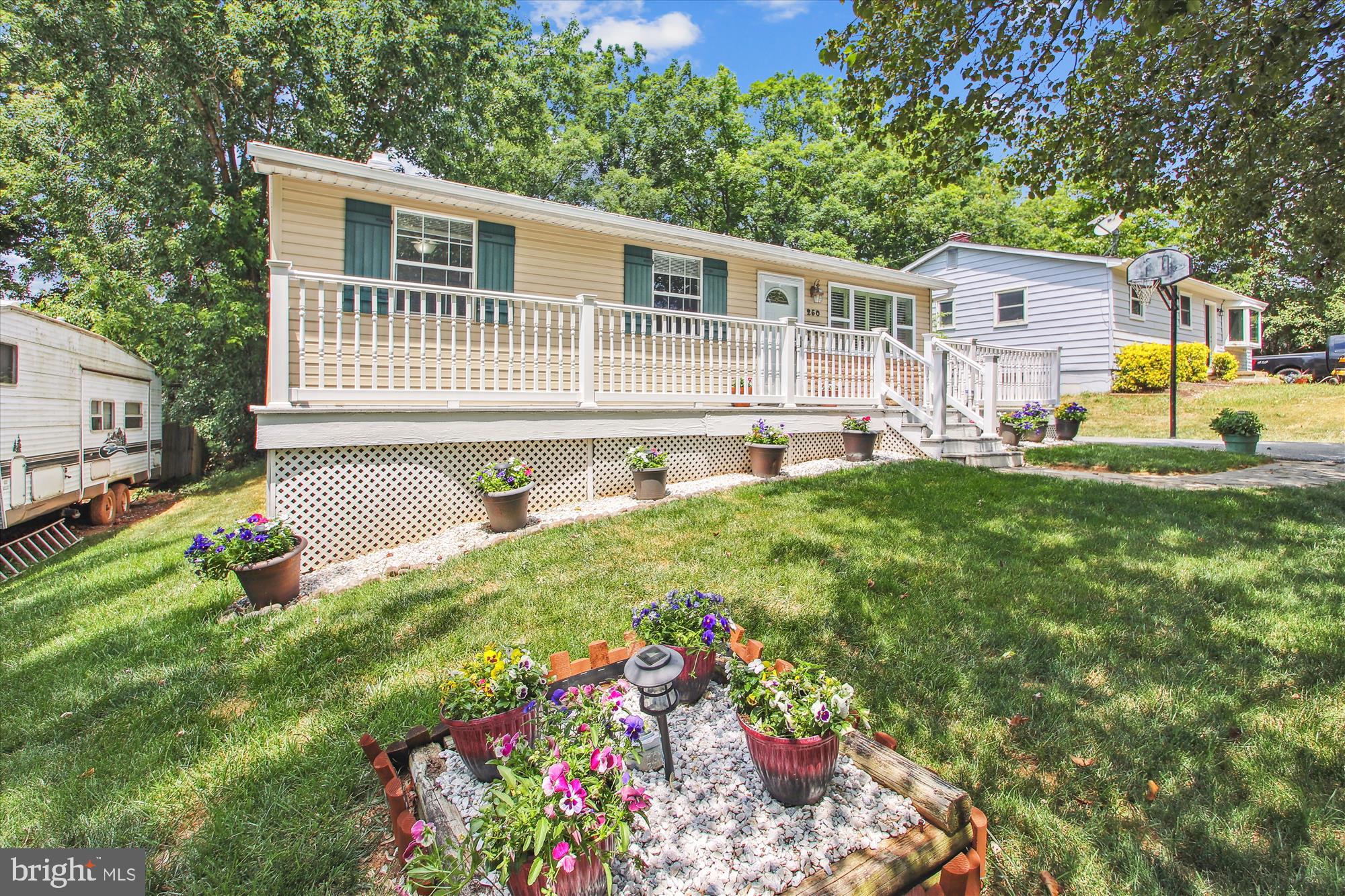 MARYLAND CITY - Residential