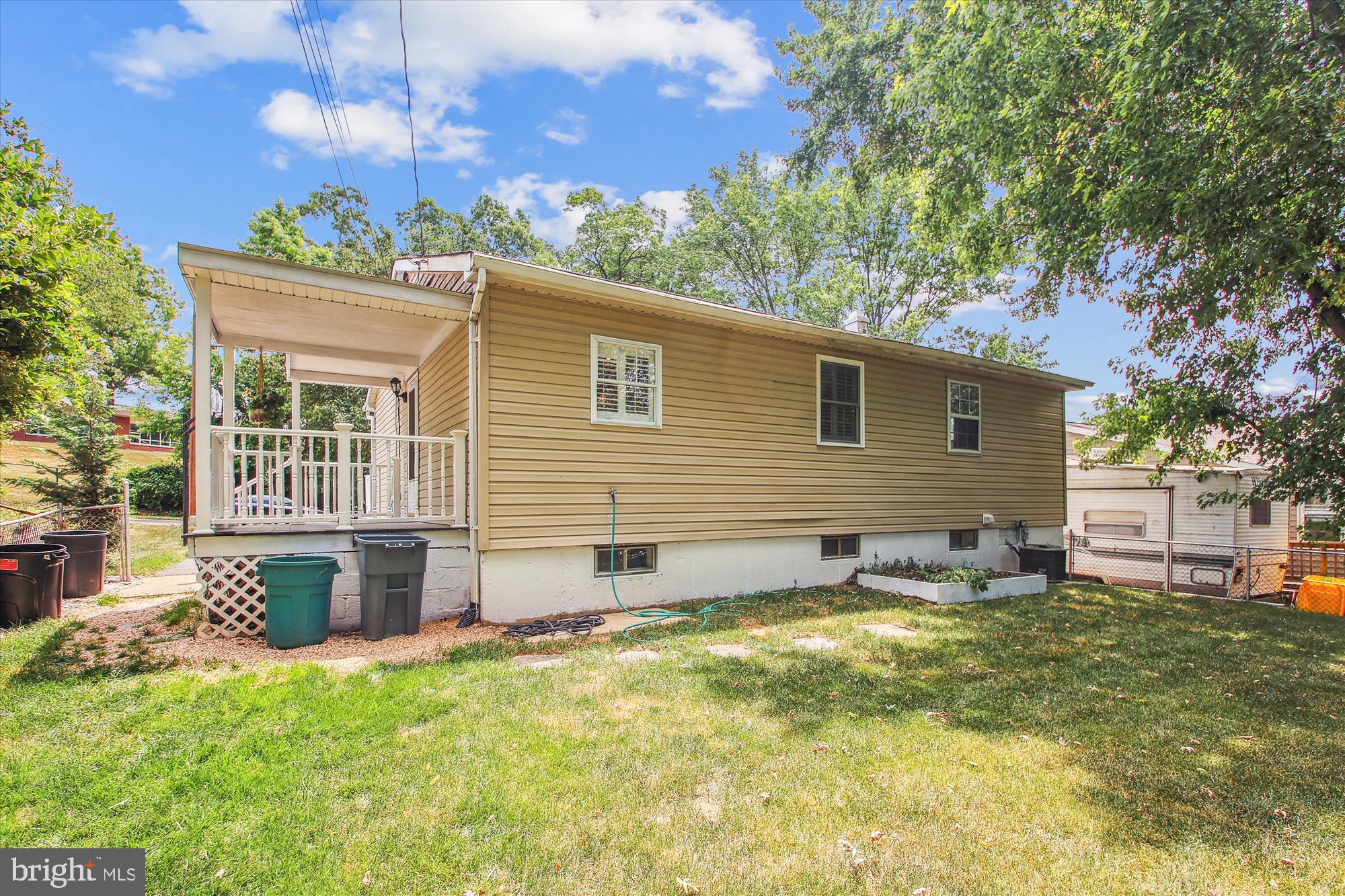 MARYLAND CITY - Residential