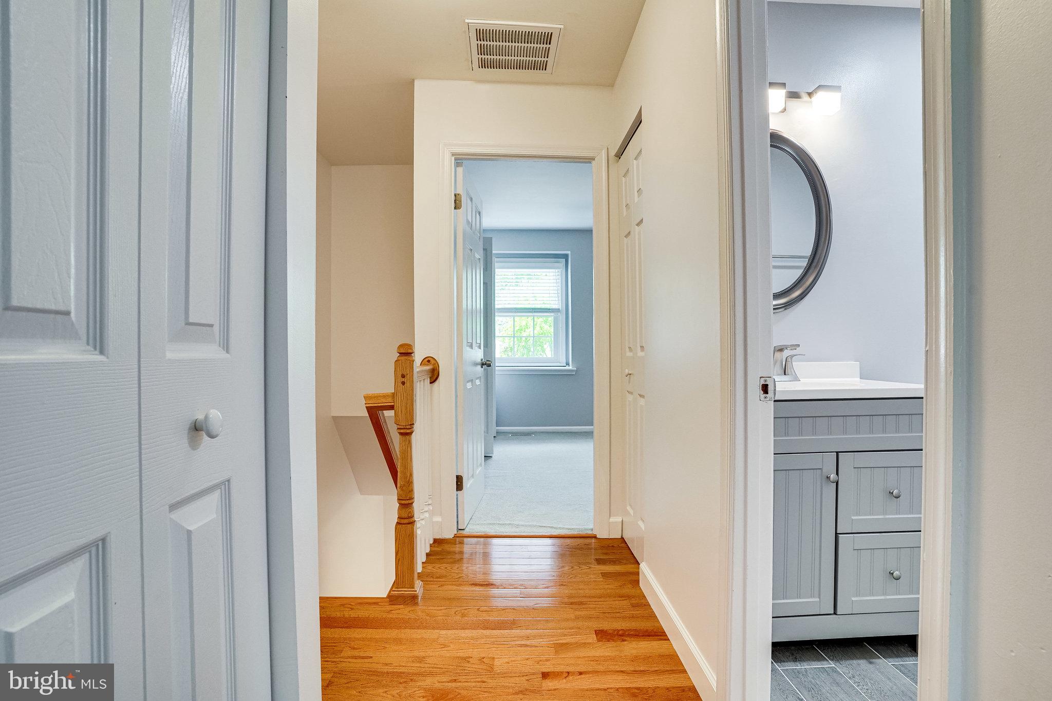 LAKEPOINTE - Residential