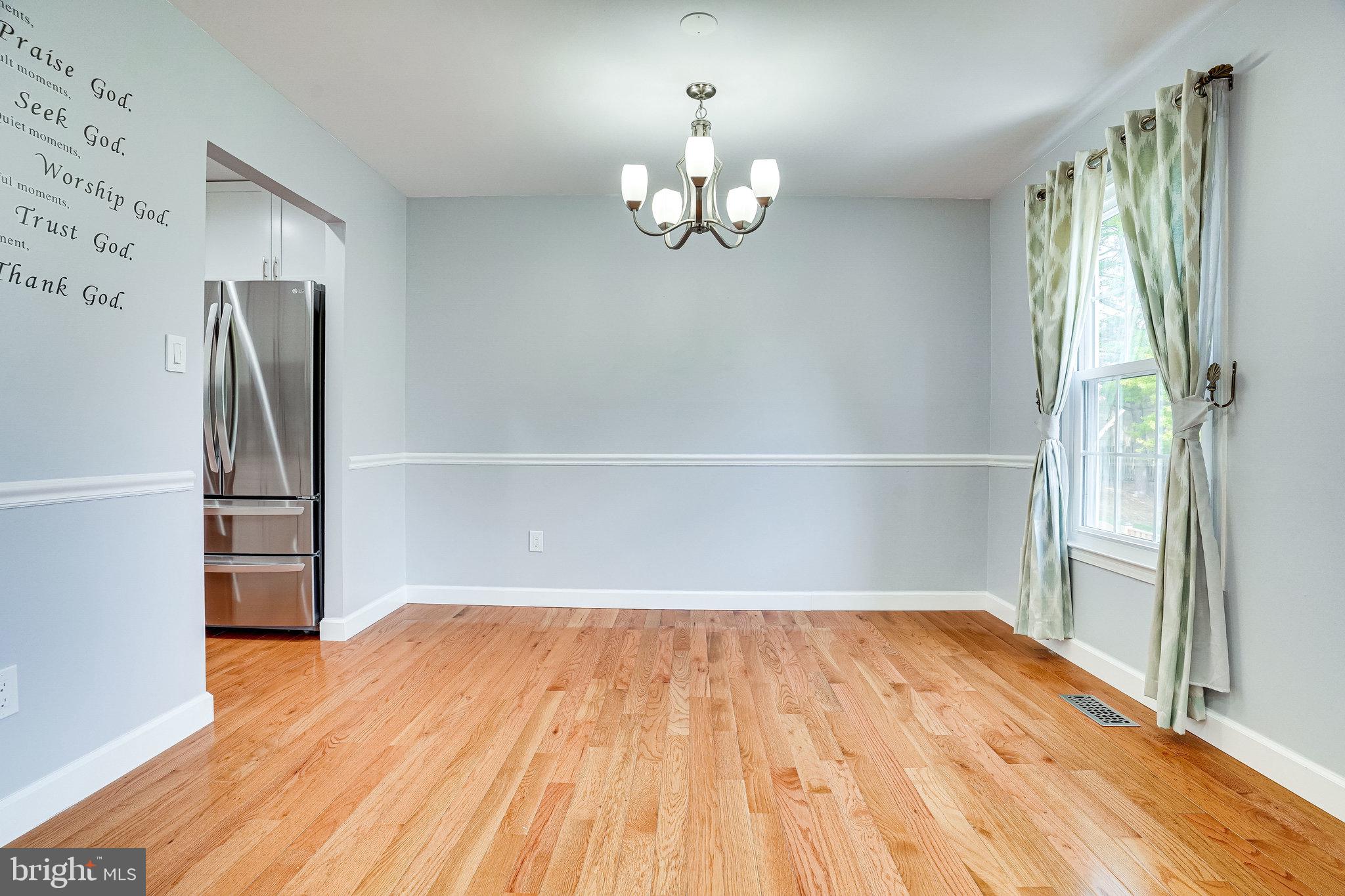 LAKEPOINTE - Residential