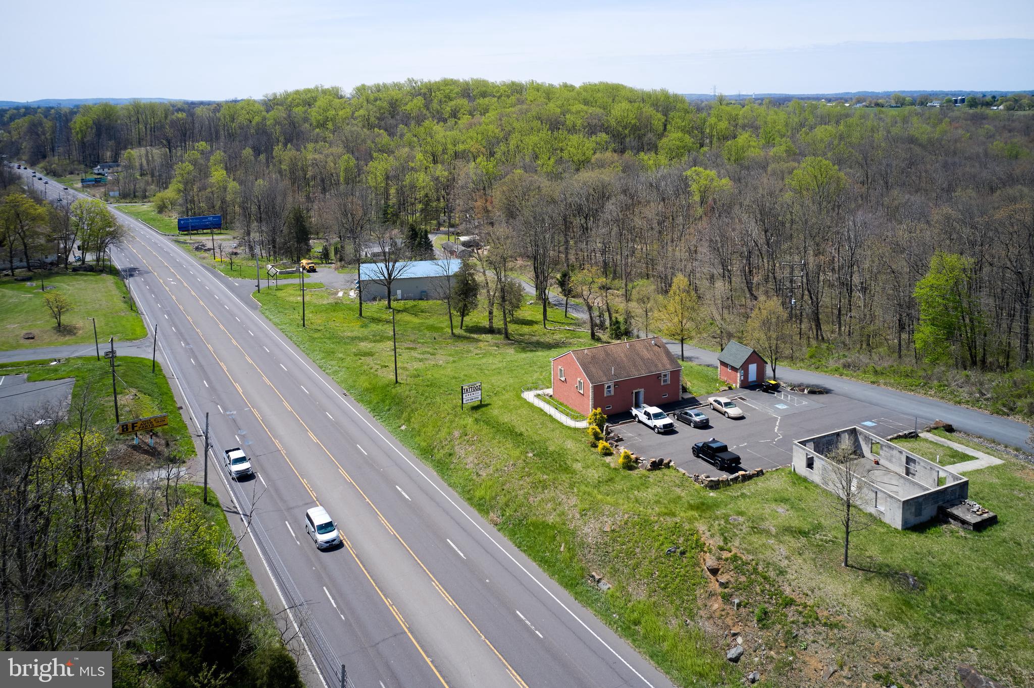 1585 ROUTE 309