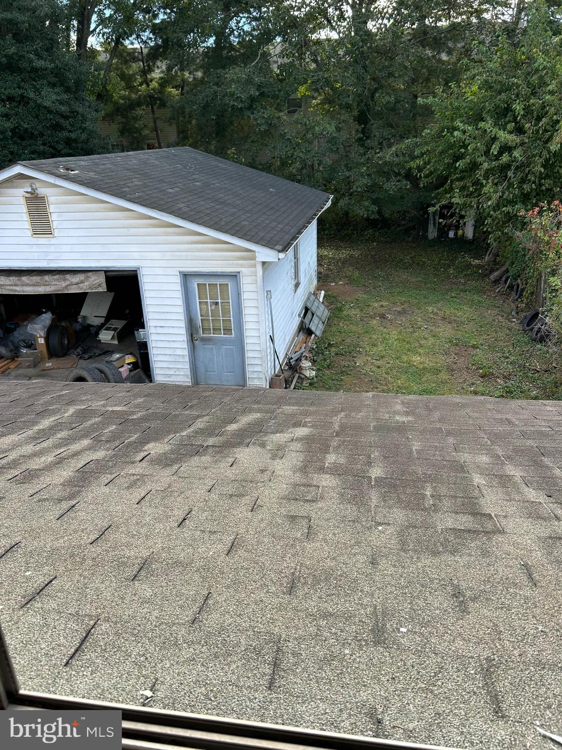 27 JACKSON AVENUE
