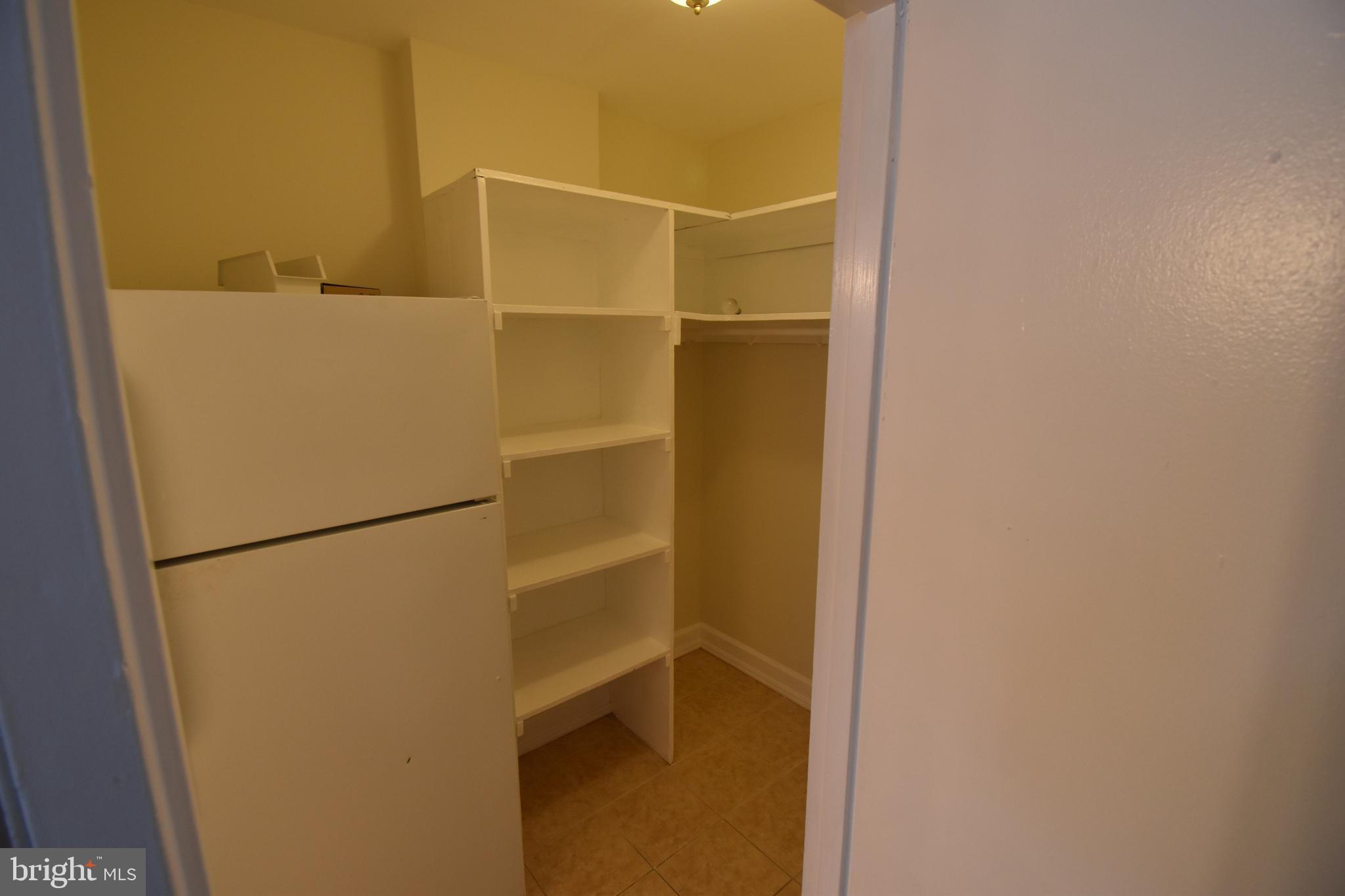 RIVER PLACE - Residential Lease