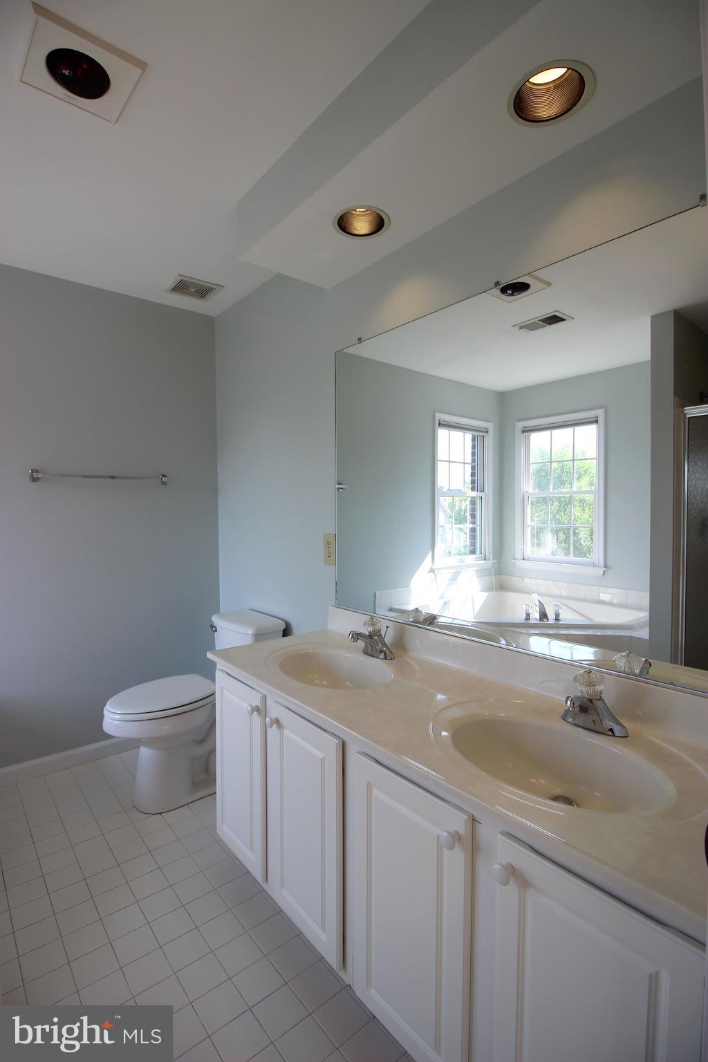 QUINCE ORCHARD PARK - Residential Lease