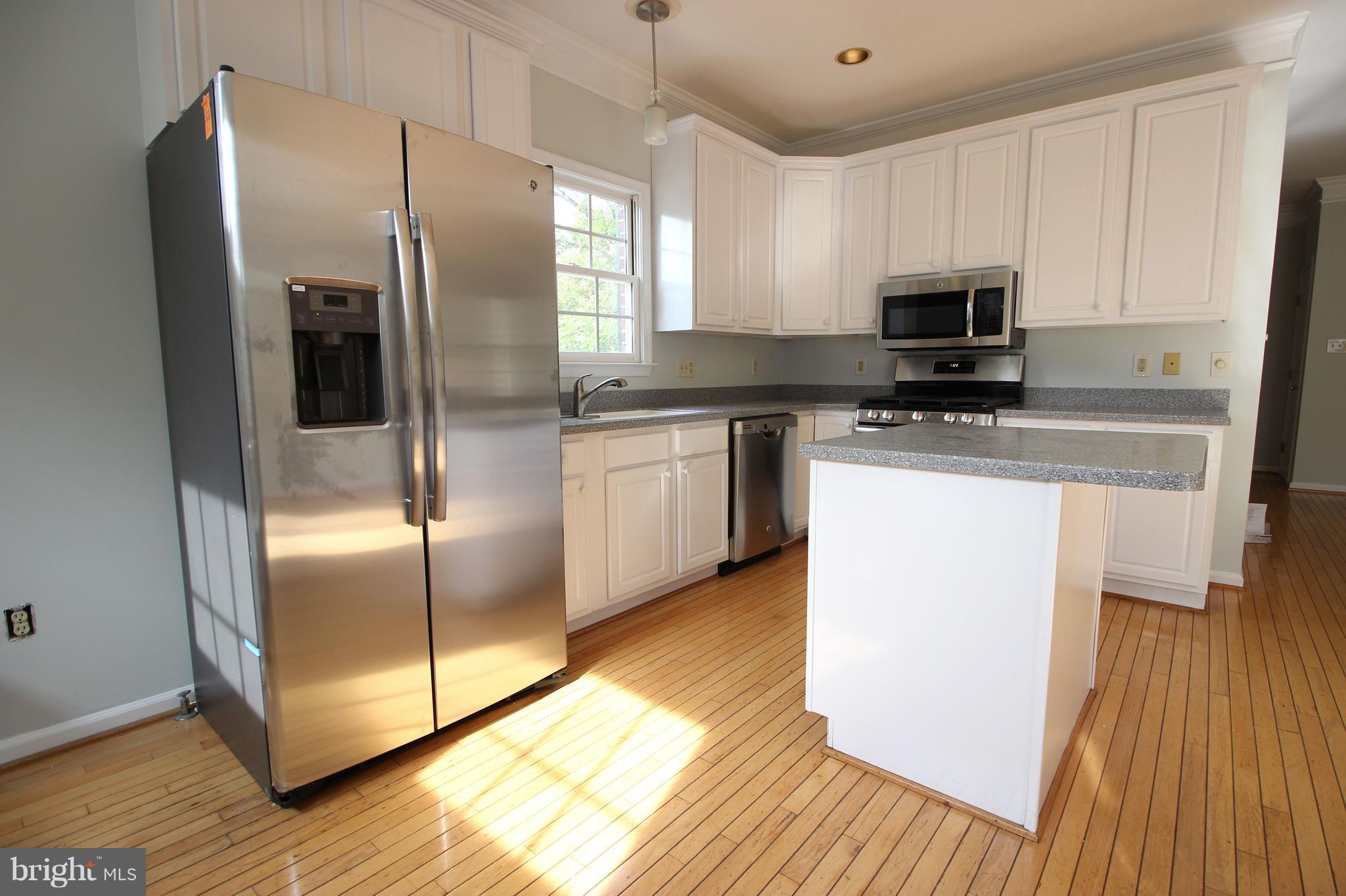 QUINCE ORCHARD PARK - Residential Lease