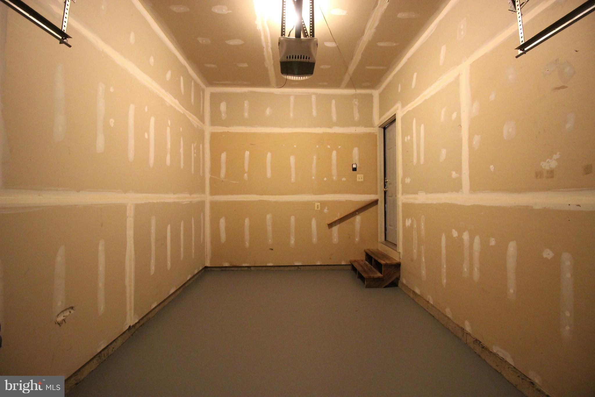 QUINCE ORCHARD PARK - Residential Lease