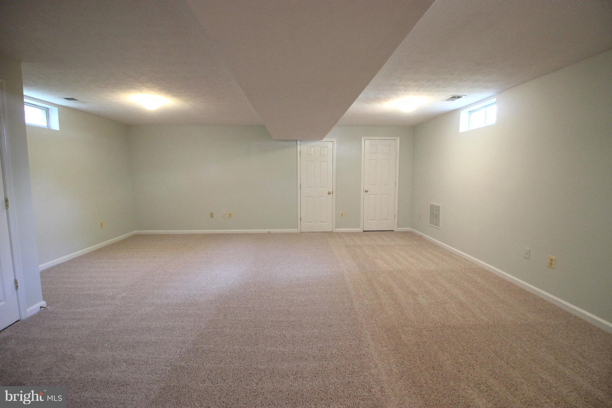 QUINCE ORCHARD PARK - Residential Lease