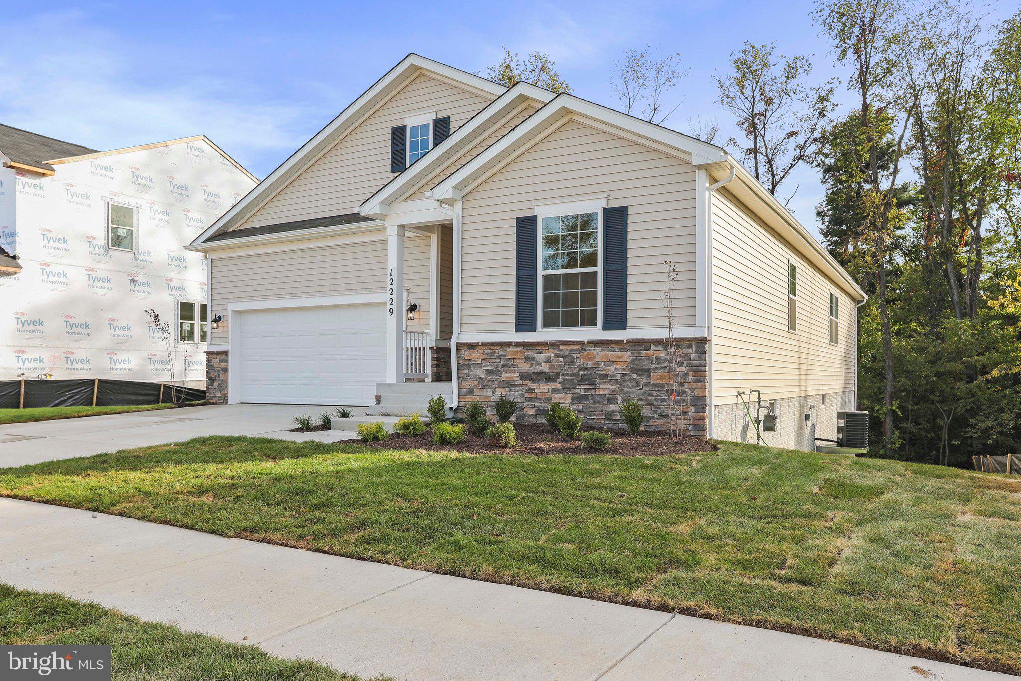 HAGERS CROSSING - Residential Lease