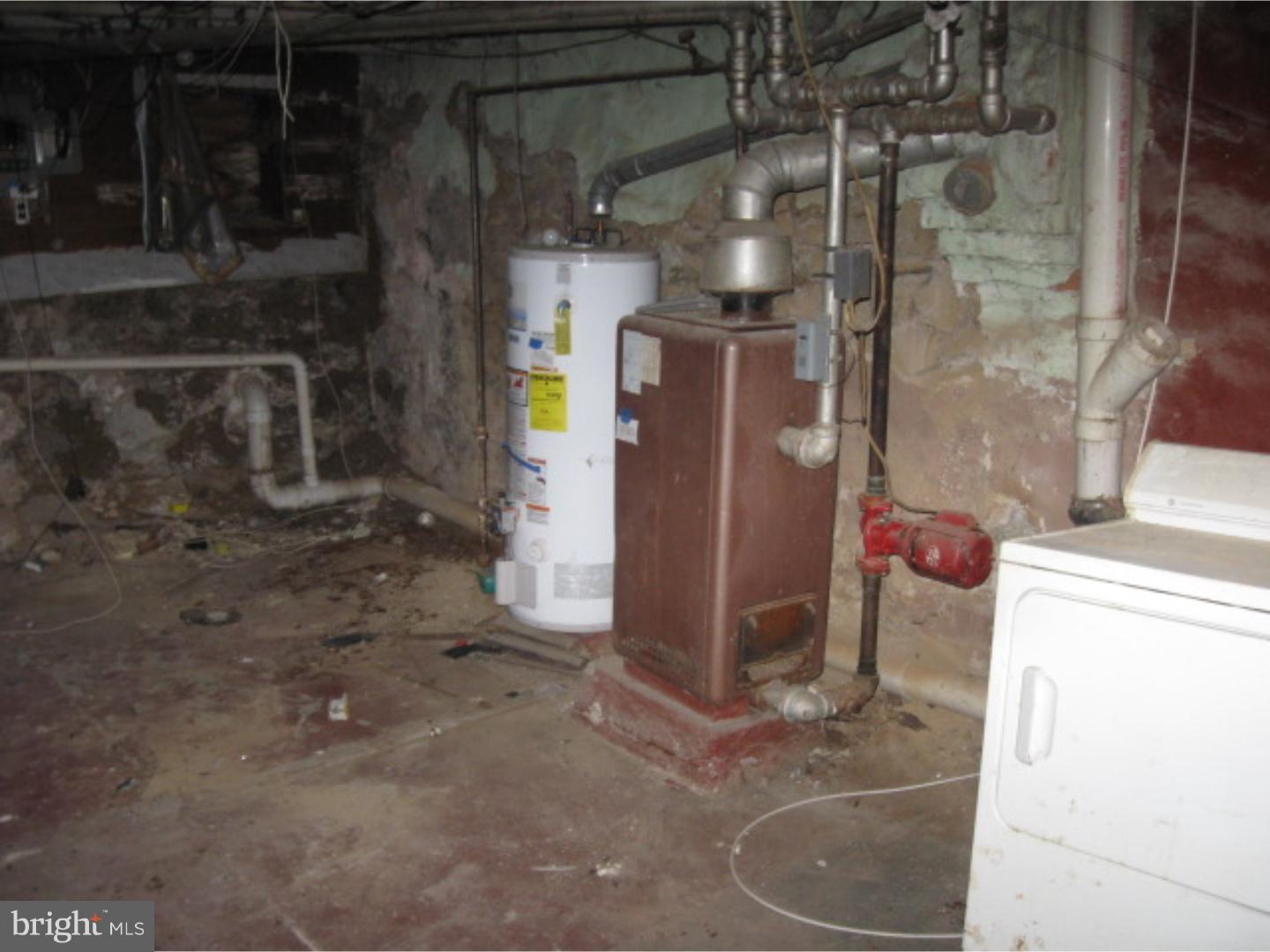 GIRARD ESTATES - Residential