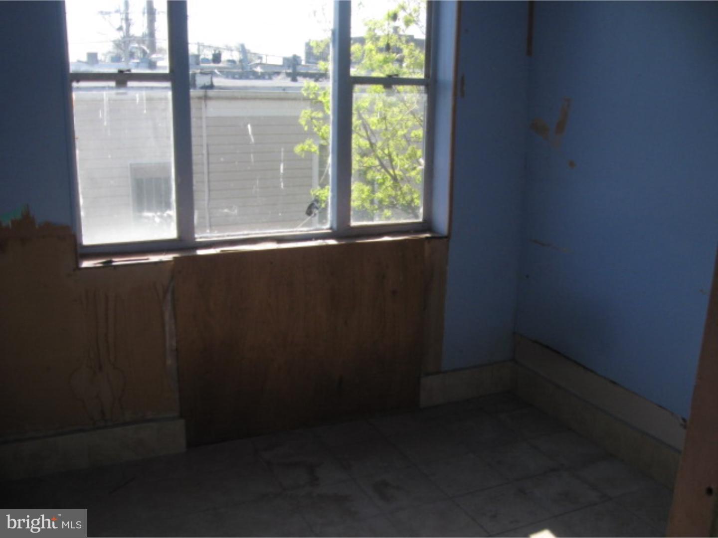 GIRARD ESTATES - Residential