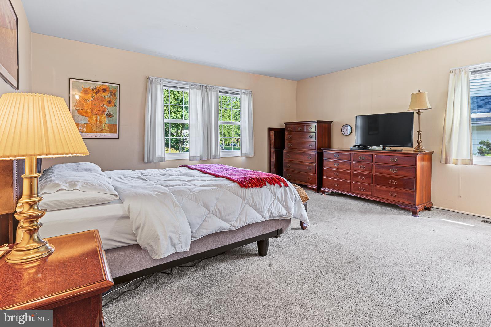 MONTPELIER - Residential