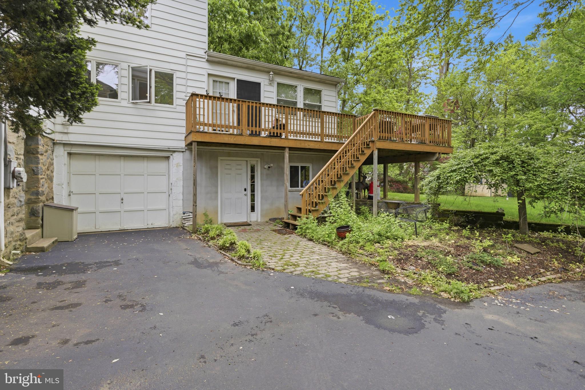 SWARTHMORE HILLS - Residential